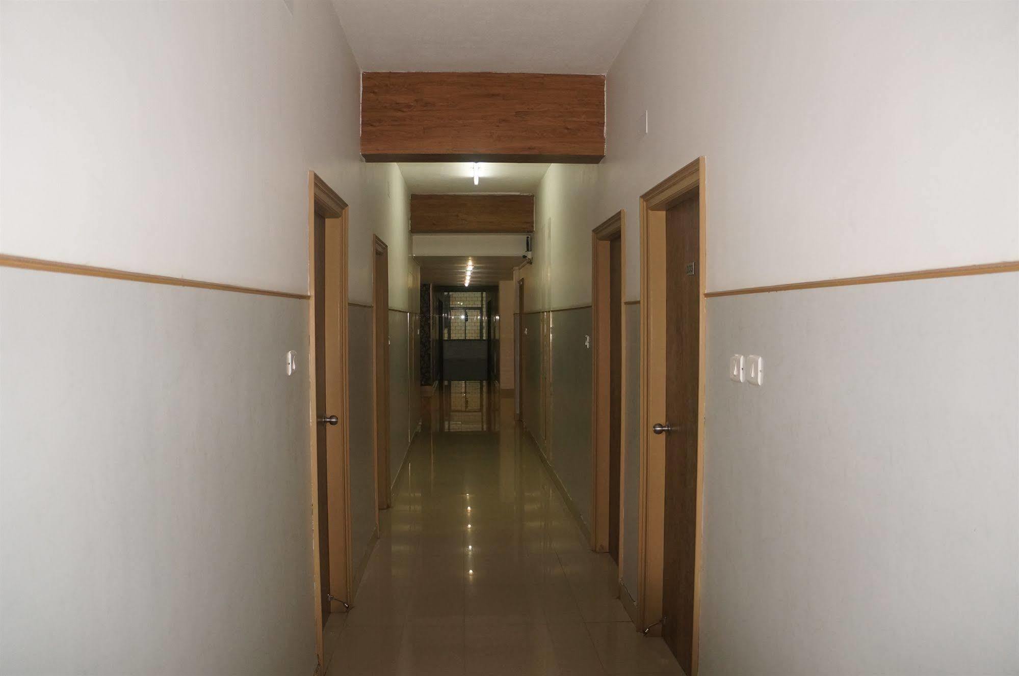 צ'נאי Lotels Hotel מראה חיצוני תמונה